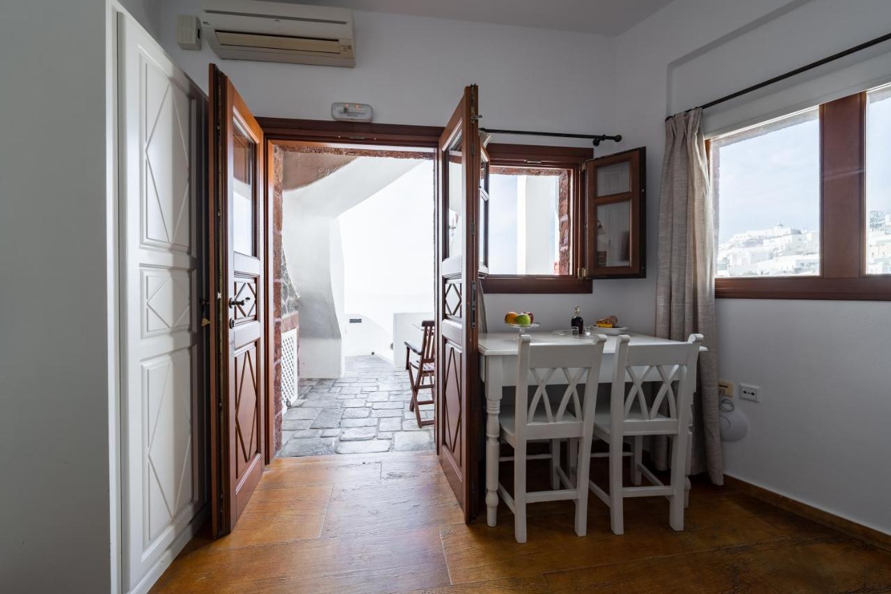 Smaro Apartahotel